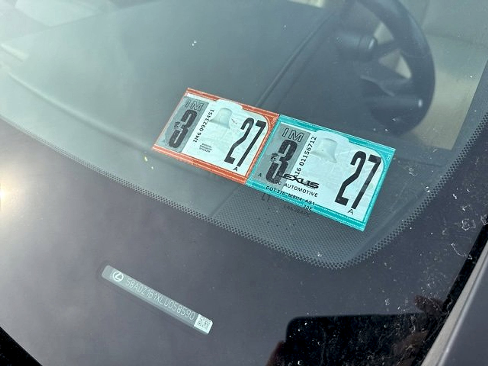 Used 2020 Lexus ES 350 w/ Premium Package image 7