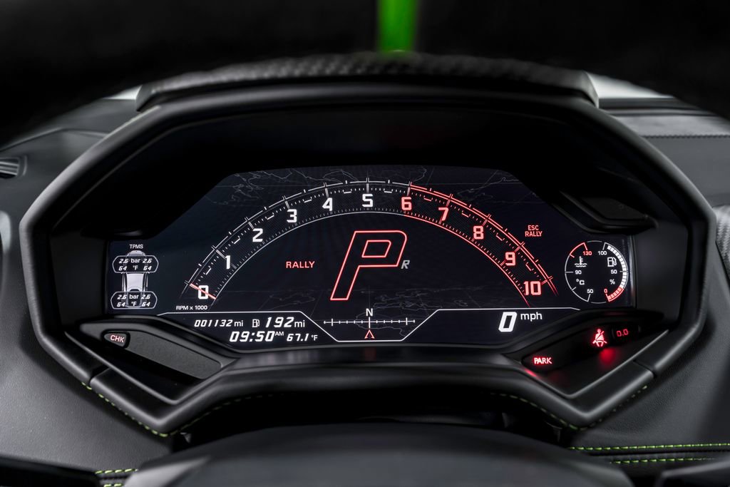 Used 2024 Lamborghini Huracan Sterrato image 17