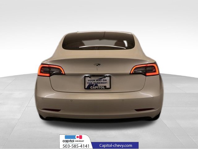 Used 2021 Tesla Model 3 Standard Range Plus RWD image 4