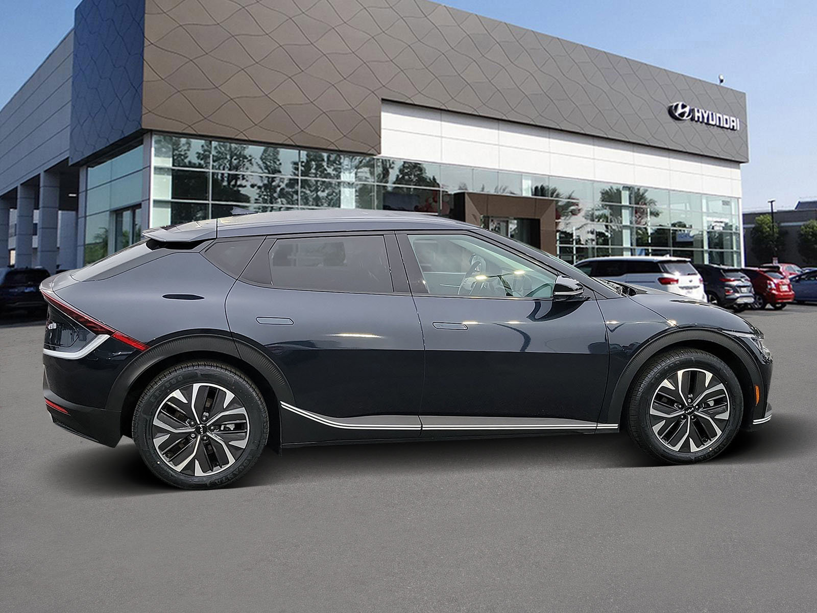 Used 2024 Kia EV6 Light image 4