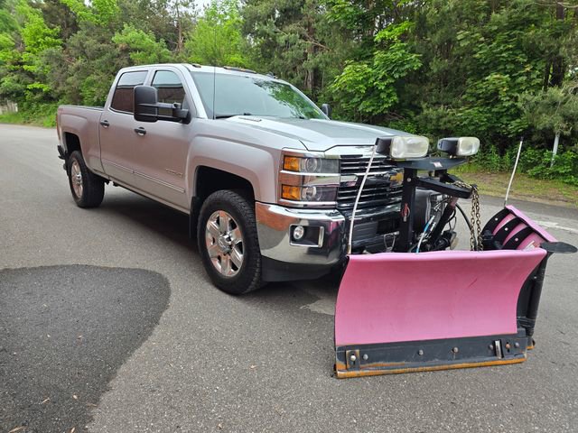 Used 2015 Chevrolet Silverado 2500 LT w/ LT Convenience Package AWD/4WD image 5