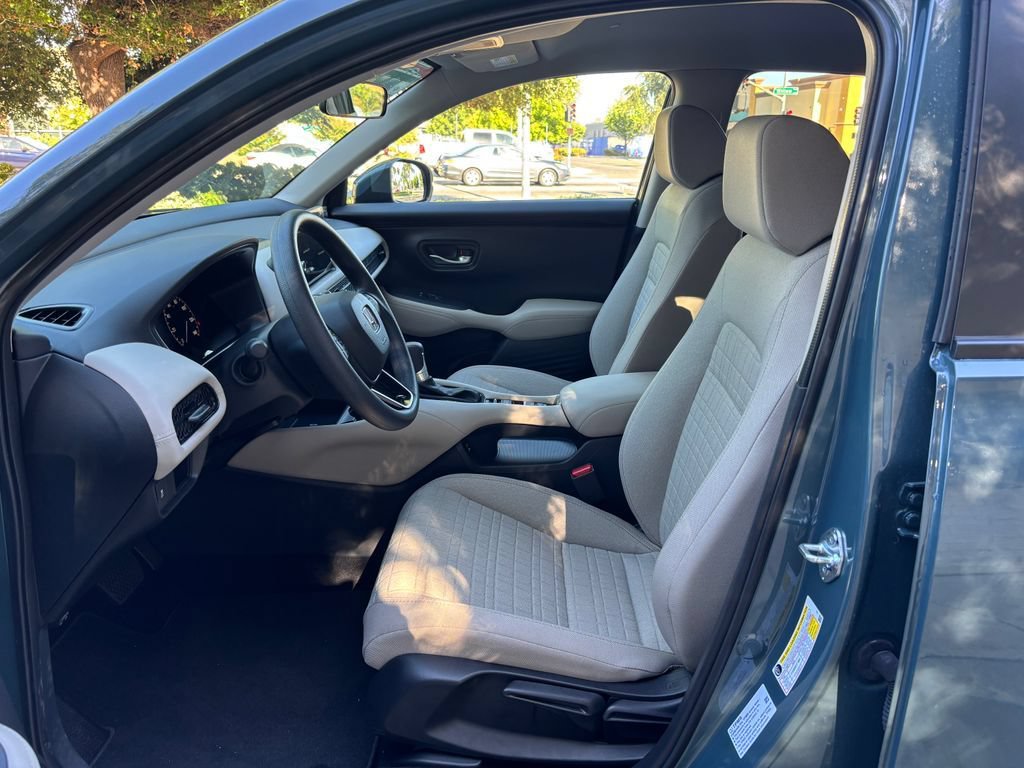 New 2027 Honda HR-V LX image 9