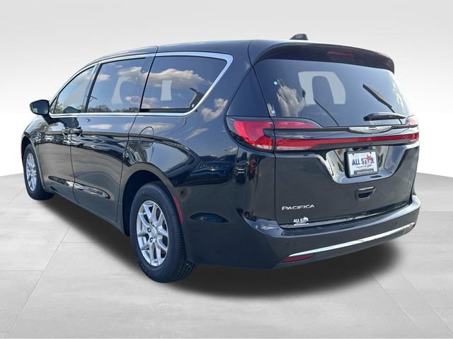 New 2026 Chrysler Pacifica Select FWD image 6