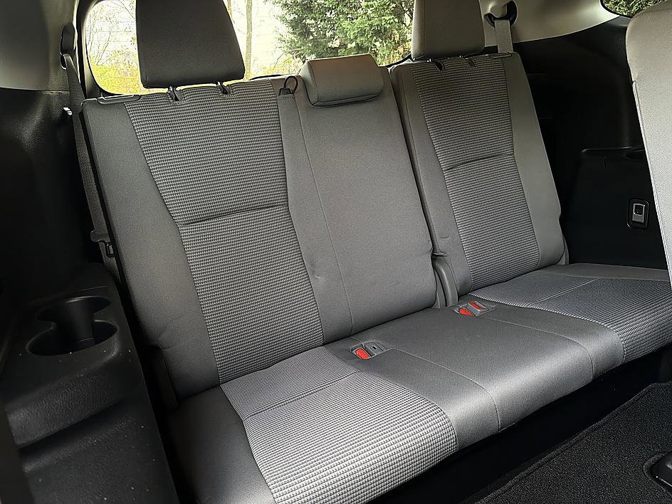 Used 2023 Toyota Highlander L image 22