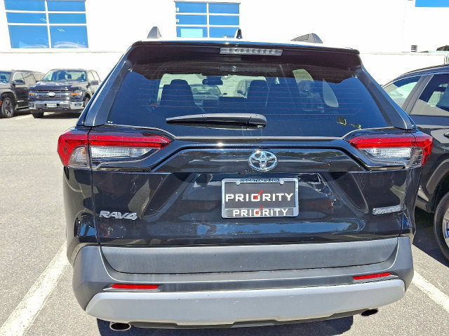 Used 2024 Toyota RAV4 Adventure AWD/4WD image 5