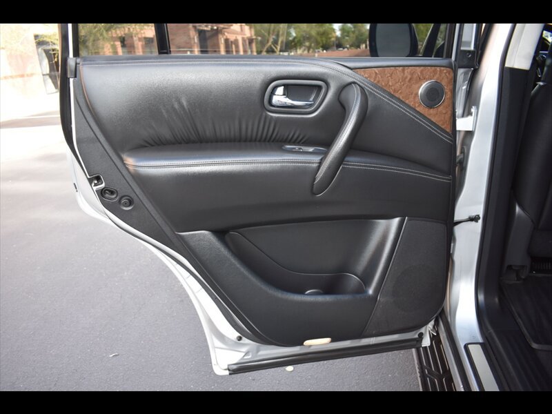 Used 2017 INFINITI QX80 2WD image 20