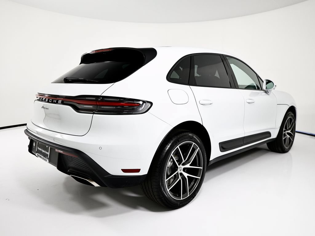 New 2026 Porsche Macan AWD/4WD image 5