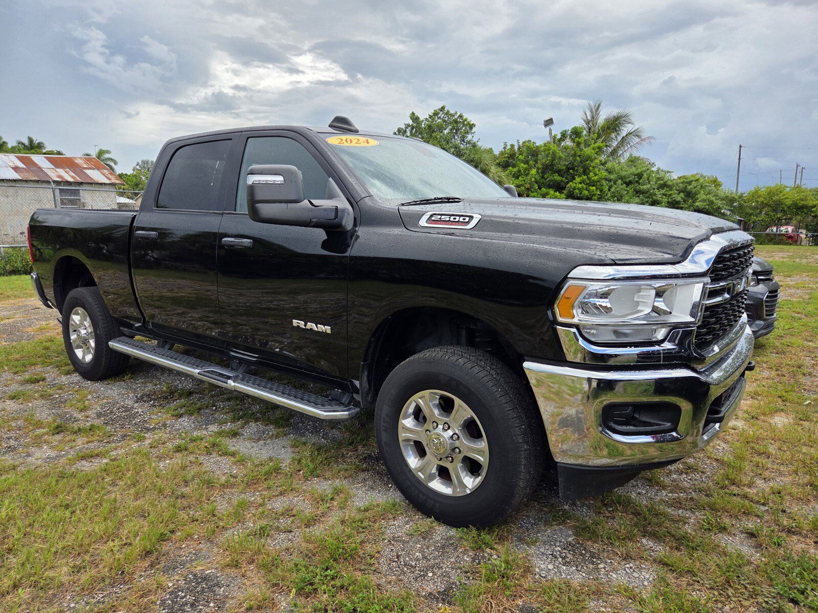 Used 2024 RAM 2500 Big Horn w/ Bed Utility Group AWD/4WD image 4