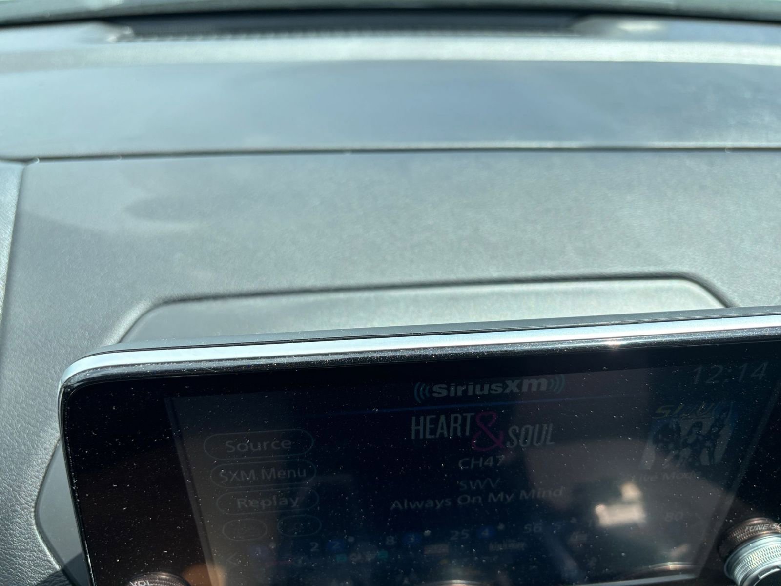 Used 2025 Nissan Sentra SV image 17