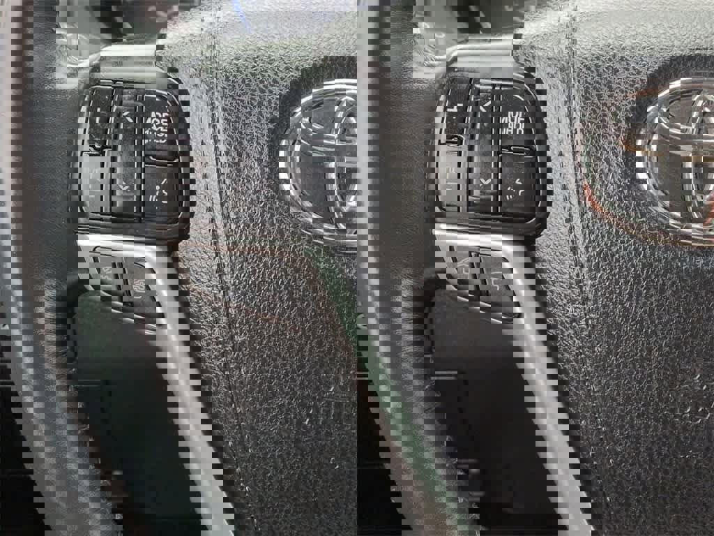 Used 2016 Toyota Highlander Limited Platinum image 26