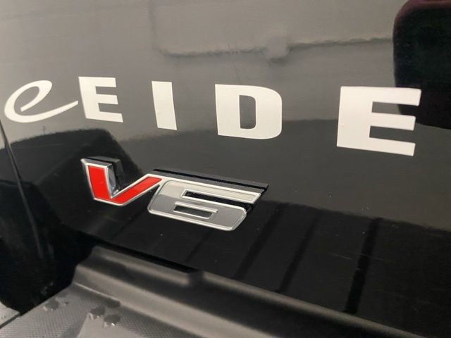 Used 2021 GMC Canyon AT4 image 31