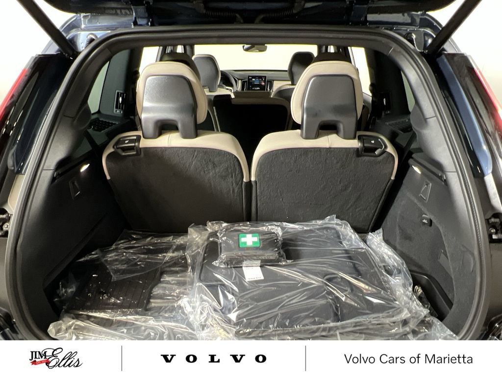 New 2026 Volvo XC90 B6 Plus w/ Protection Package Premier image 19
