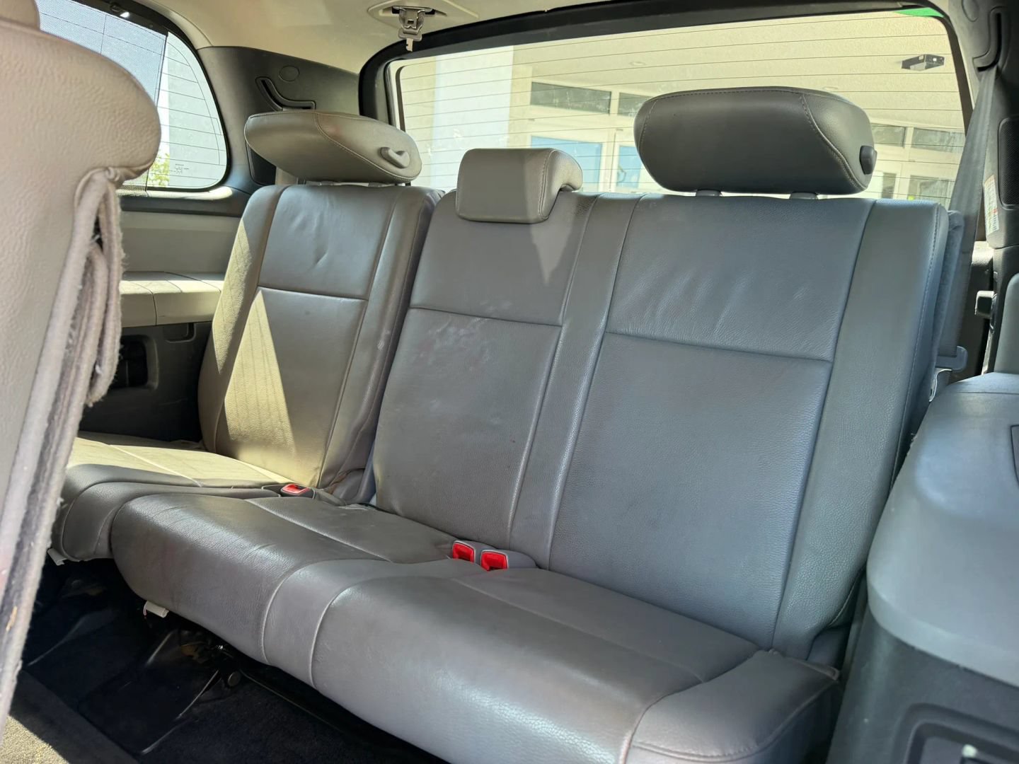 Used 2016 Toyota Sequoia Limited w/ Safety & Convenience Package AWD/4WD image 15