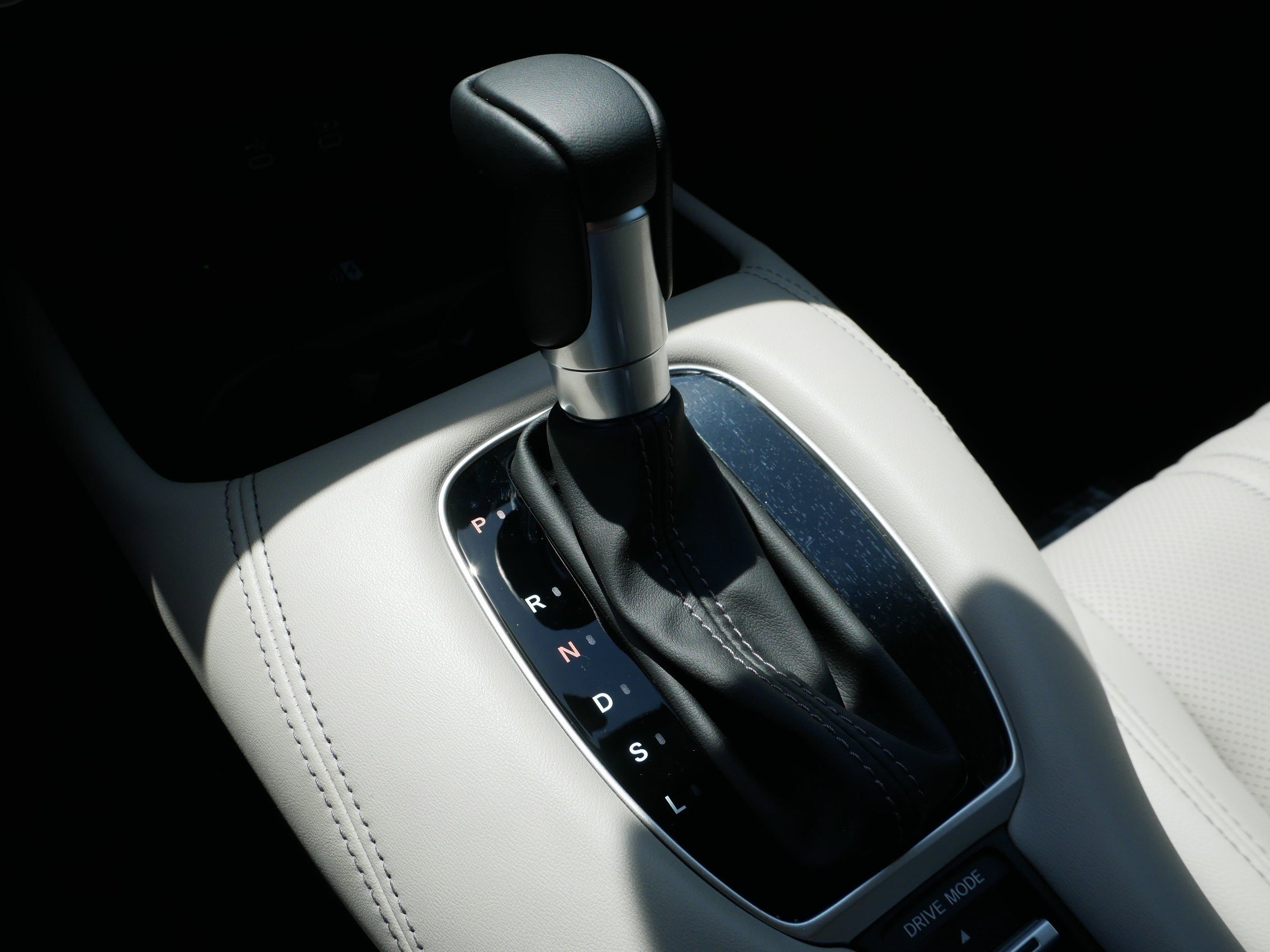 New 2027 Honda HR-V EX-L image 21