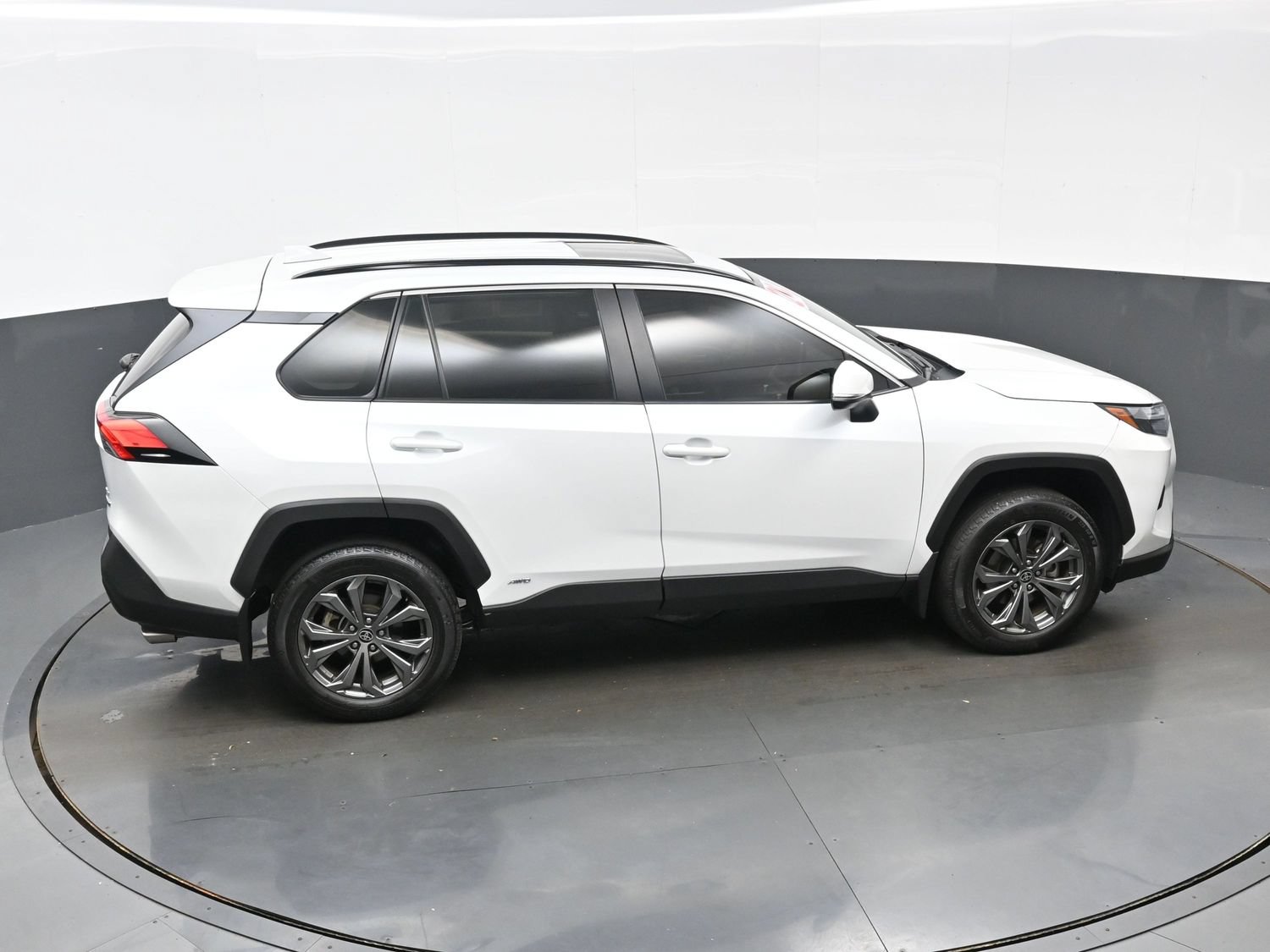 Used 2024 Toyota RAV4 XLE Premium w/ Weather Package AWD/4WD image 43