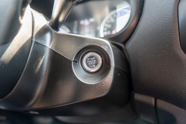 Used 2023 Jeep Renegade Latitude image 24