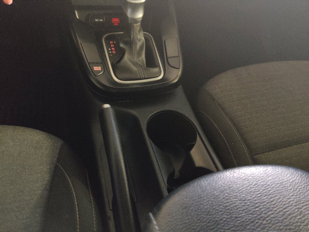 Used 2020 Kia Soul S FWD image 26