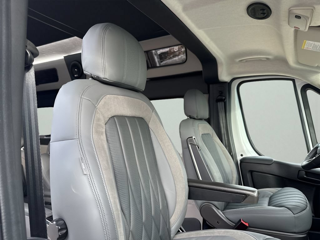 New 2025 RAM ProMaster 2500 w/ Advanced Safety Group FWD image 16