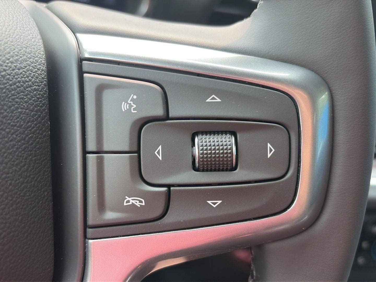 New 2026 Chevrolet Silverado 2500 LTZ w/ LTZ Premium Package AWD/4WD image 14