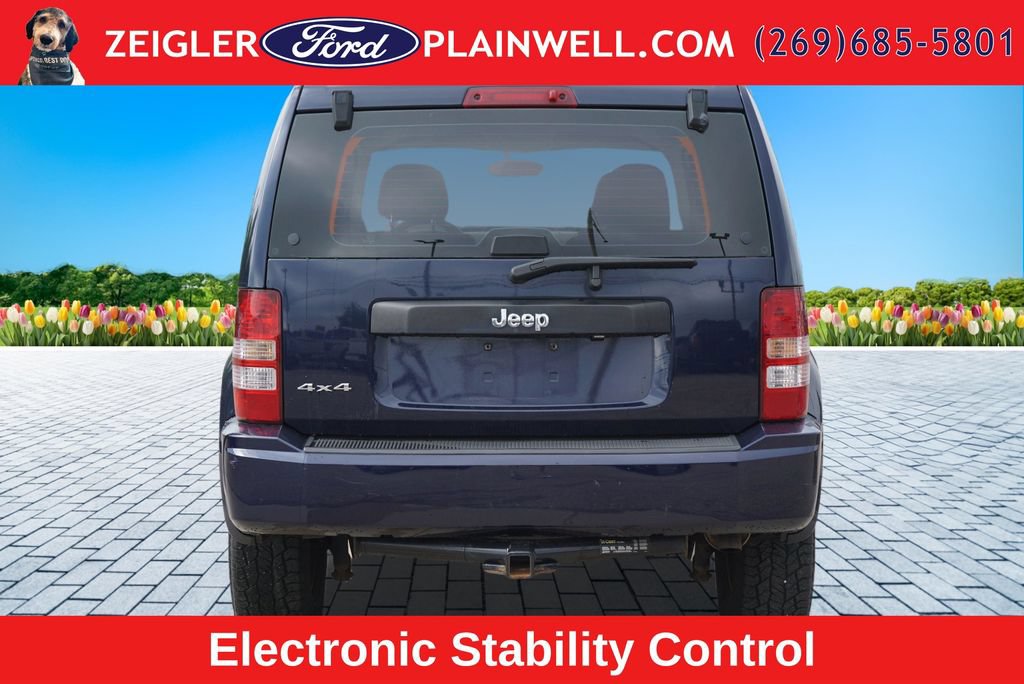 Used 2012 Jeep Liberty Sport AWD/4WD image 4