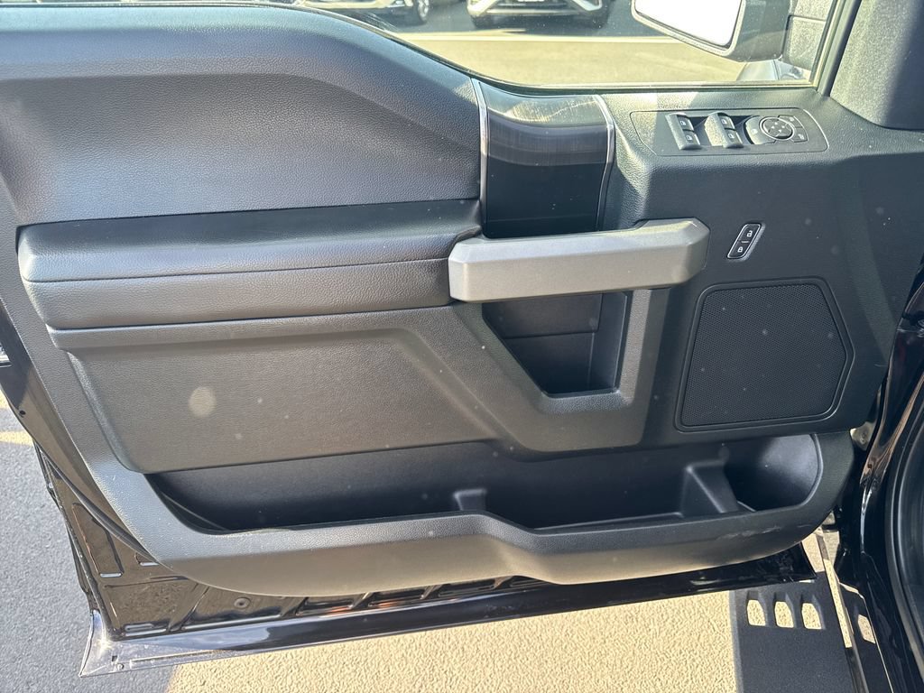 Used 2019 Ford F150 Raptor AWD/4WD image 10