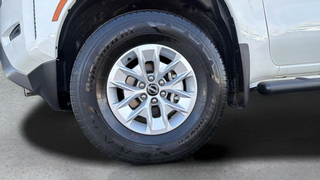 Certified 2024 Nissan Frontier SV w/ Technology Package image 14