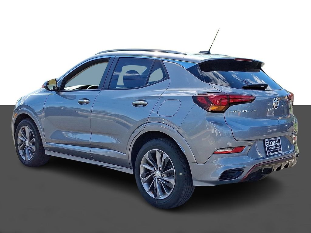 Used 2023 Buick Encore GX Select w/ Sport Touring Package FWD image 5