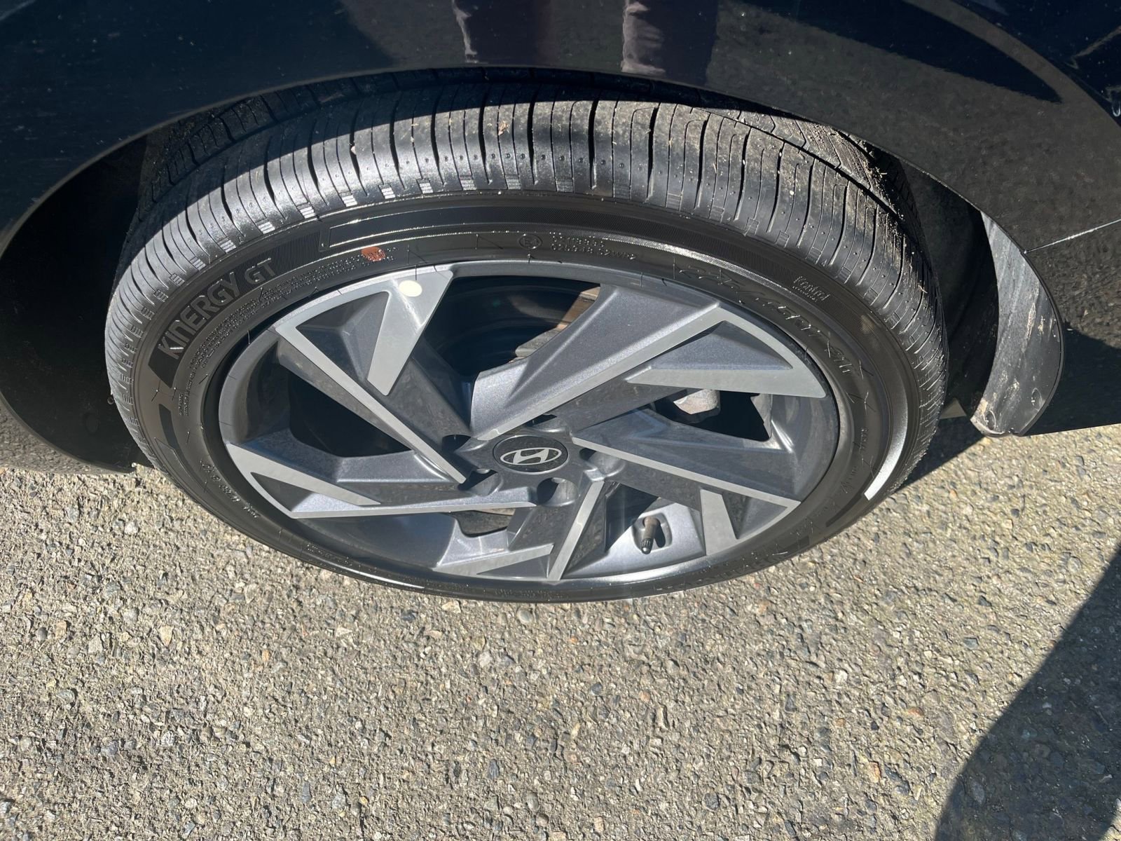 Used 2025 Hyundai Elantra SEL FWD image 33