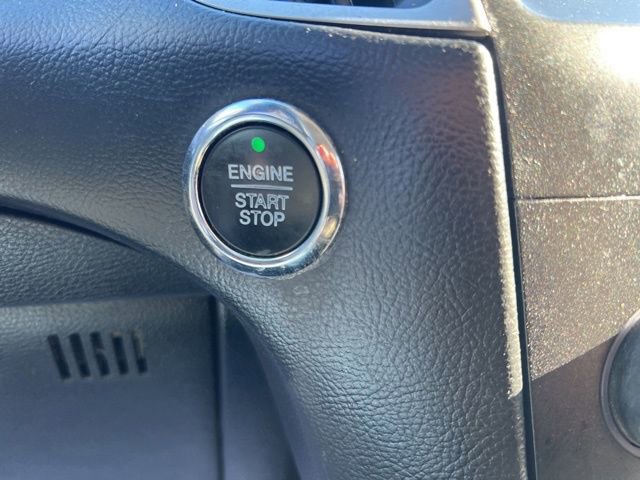 Used 2020 Ford Edge SEL image 17