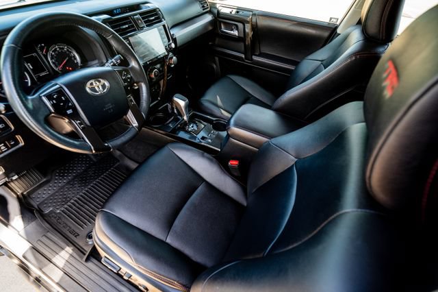 Certified 2022 Toyota 4Runner TRD Off-Road Premium AWD/4WD image 7