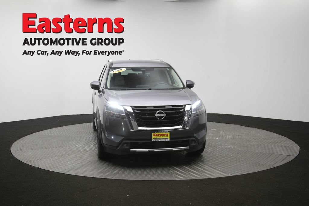Used 2022 Nissan Pathfinder SL AWD/4WD image 52