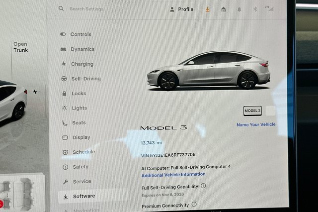 Used 2024 Tesla Model 3 Standard Range RWD image 30
