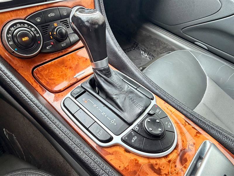 Used 2005 Mercedes-Benz SL 500 image 34