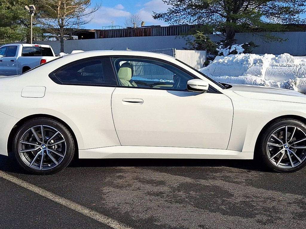 Used 2024 BMW 230i xDrive Coupe w/ Convenience Package image 9