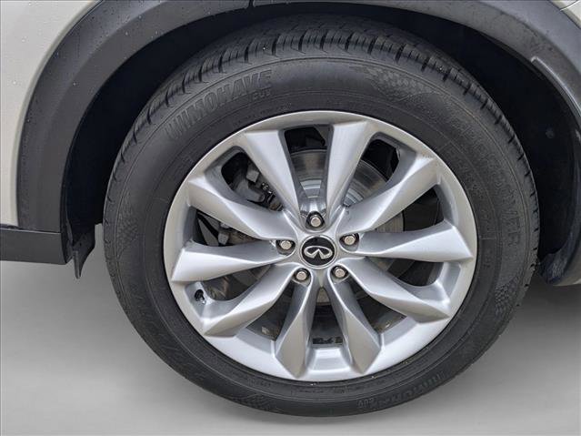 Used 2019 INFINITI QX50 Luxe FWD image 8