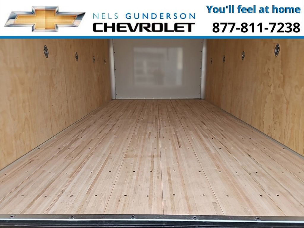 New 2025 Chevrolet Low Cab Forward image 9