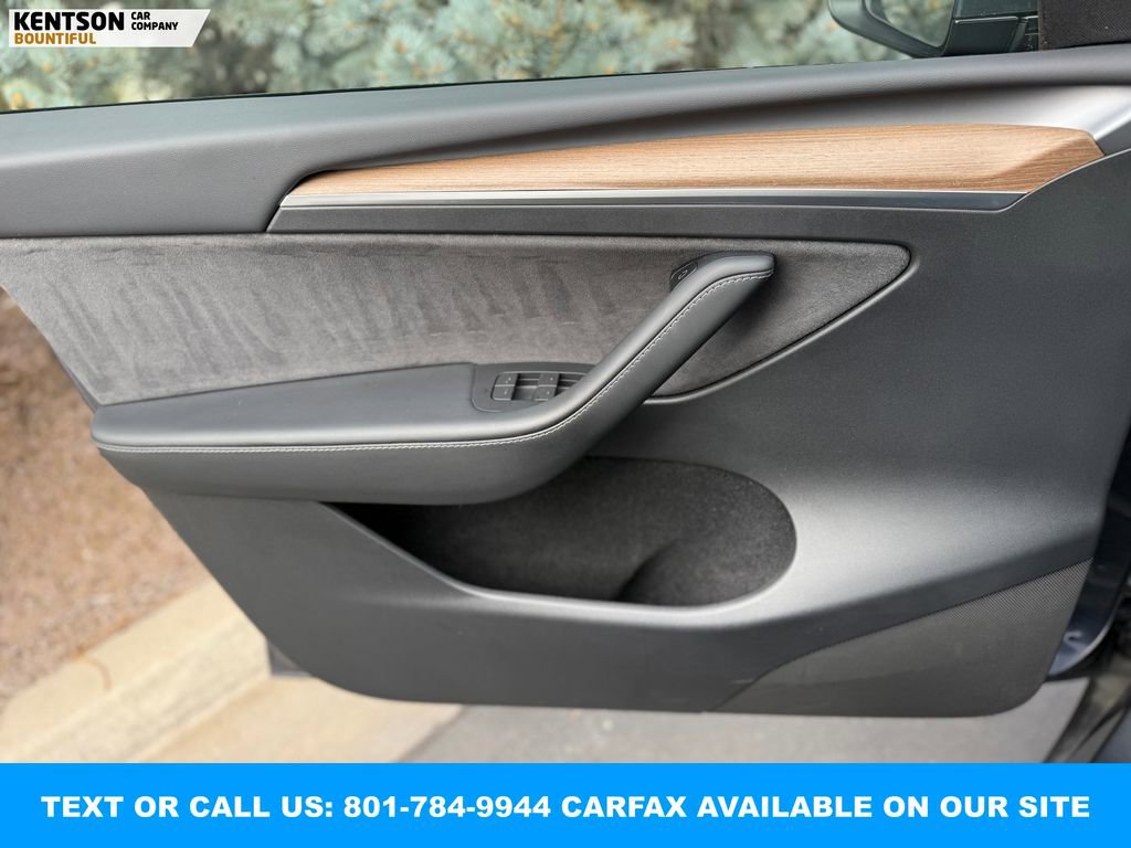 Used 2023 Tesla Model Y Long Range image 16