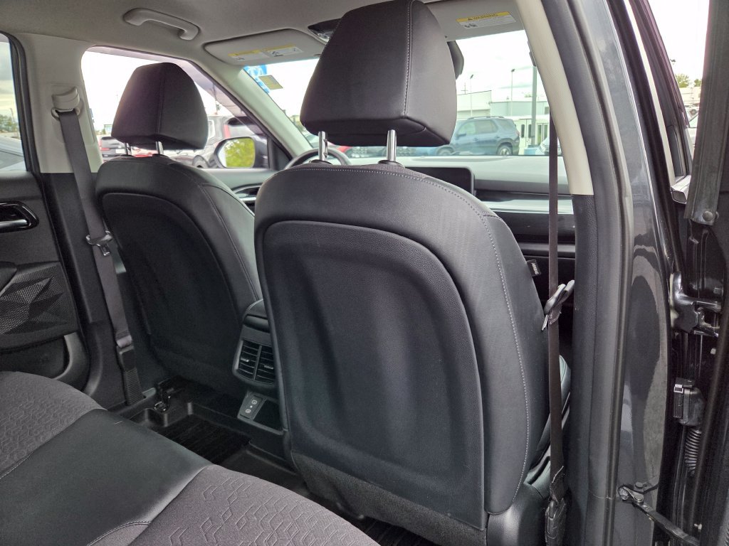 Used 2024 Kia Seltos S AWD/4WD image 24