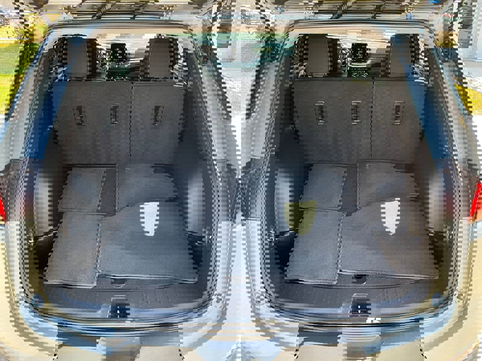 Used 2025 Chevrolet Blazer LT image 23