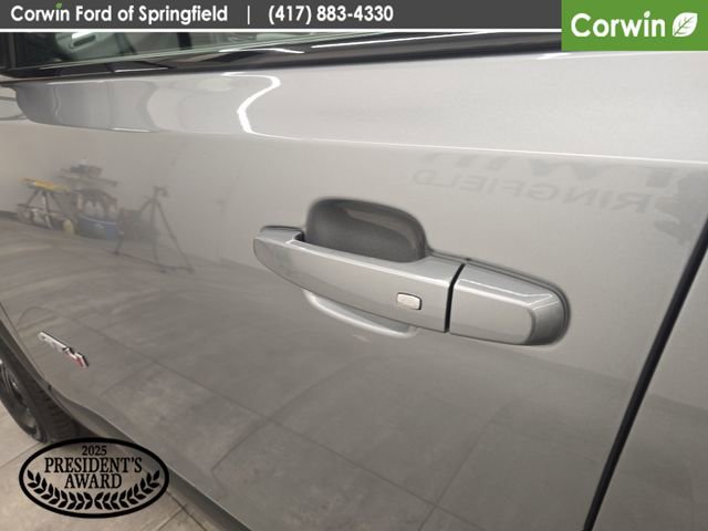 Used 2023 GMC Acadia AT4 AWD/4WD image 20