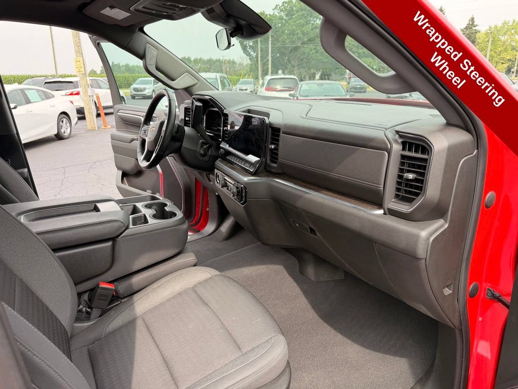 Used 2023 Chevrolet Silverado 1500 LT AWD/4WD image 35
