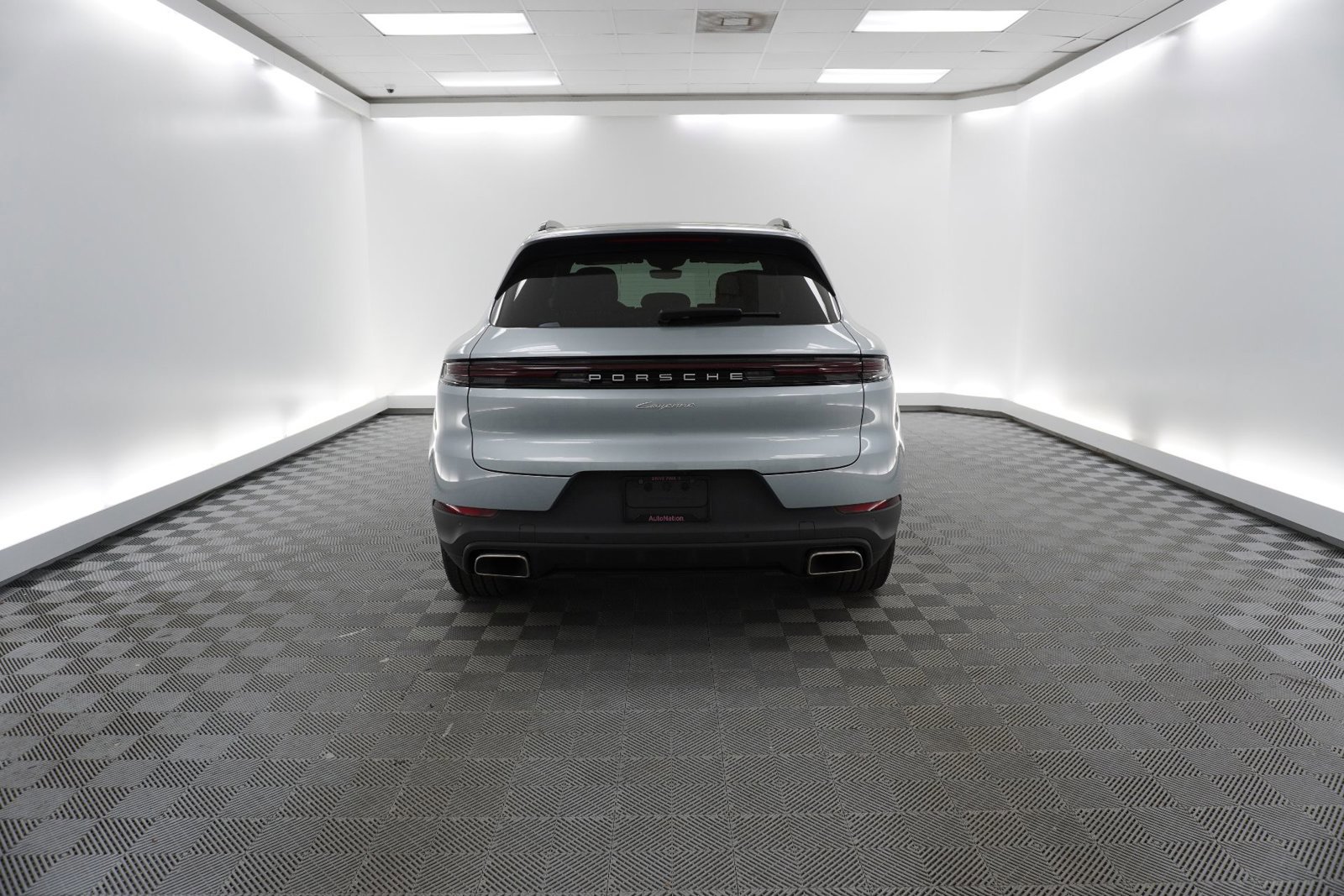 Certified 2026 Porsche Cayenne image 10