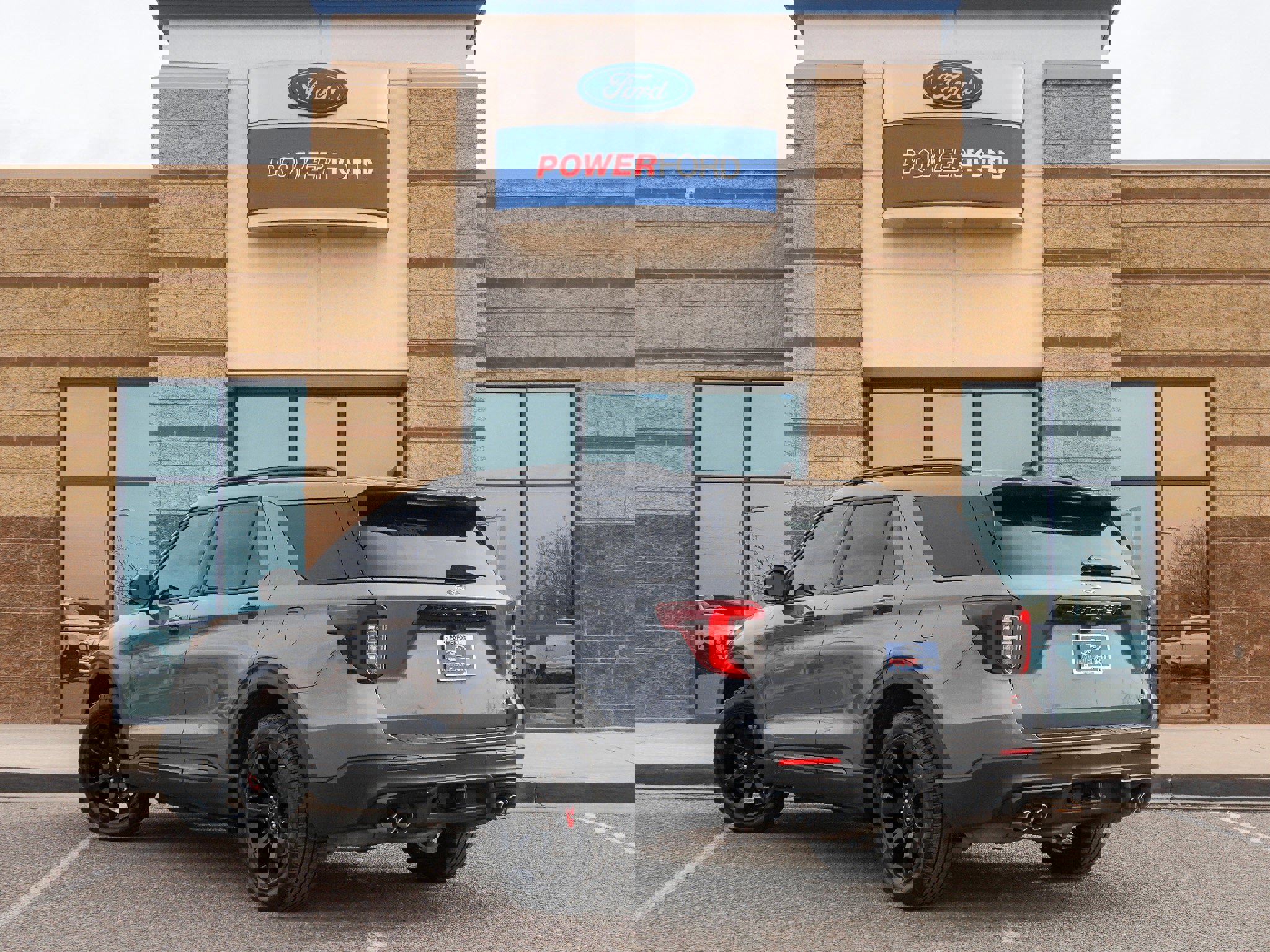 Used 2023 Ford Explorer ST w/ Equipment Group 401A image 8