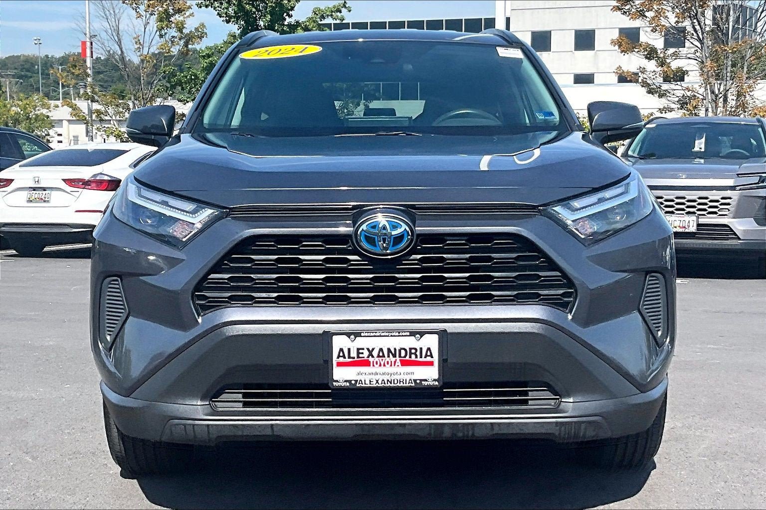 Used 2024 Toyota RAV4 XLE w/ Weather Package AWD/4WD image 3