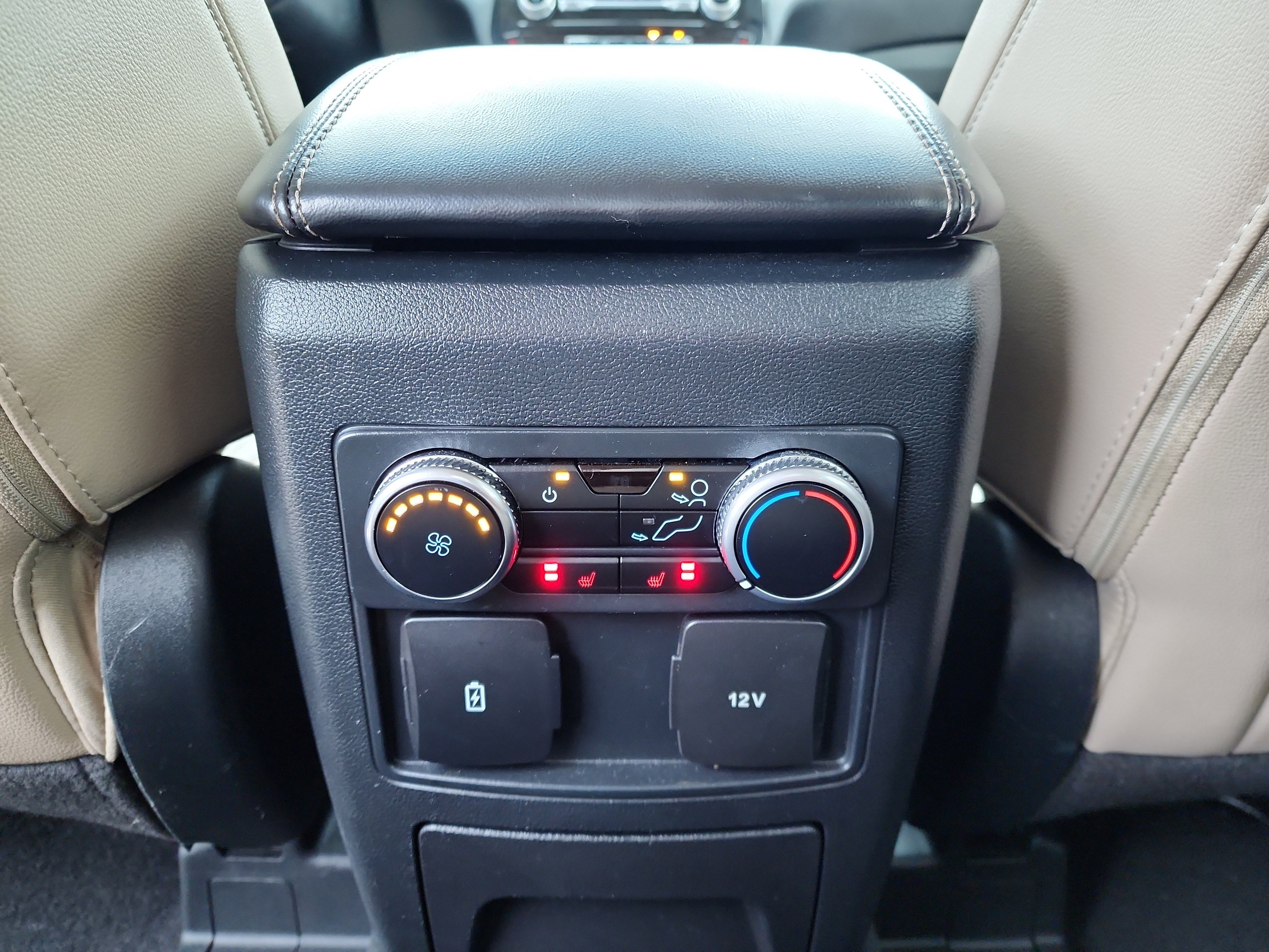 Certified 2023 Ford Explorer Limited image 13