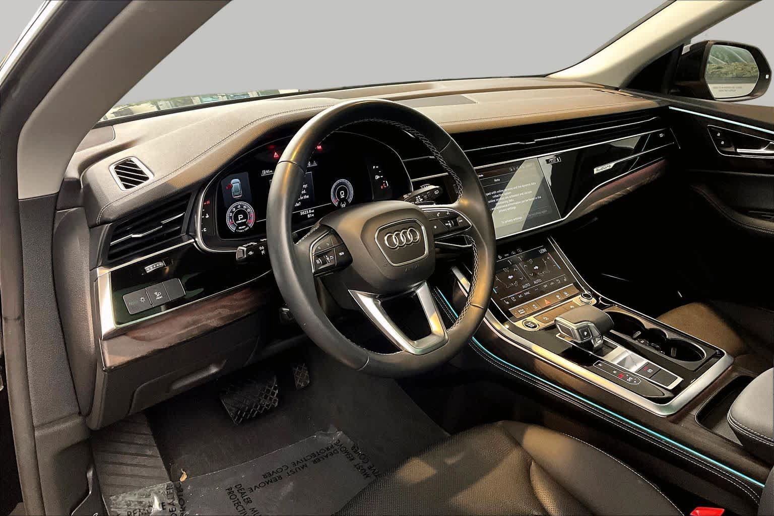 Used 2023 Audi Q8 Premium Plus AWD/4WD image 18