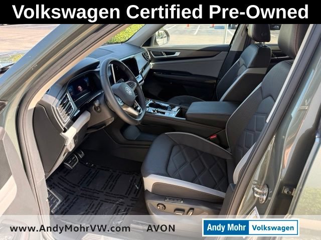 Used 2024 Volkswagen Atlas Peak Edition SEL AWD/4WD image 12