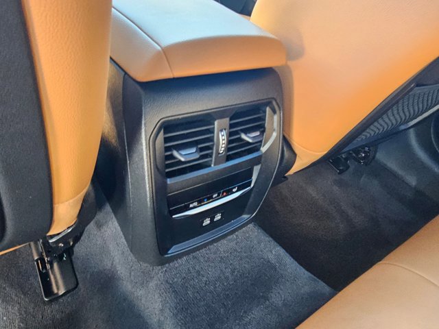 Used 2023 BMW i4 eDrive35 w/ Premium Package image 18