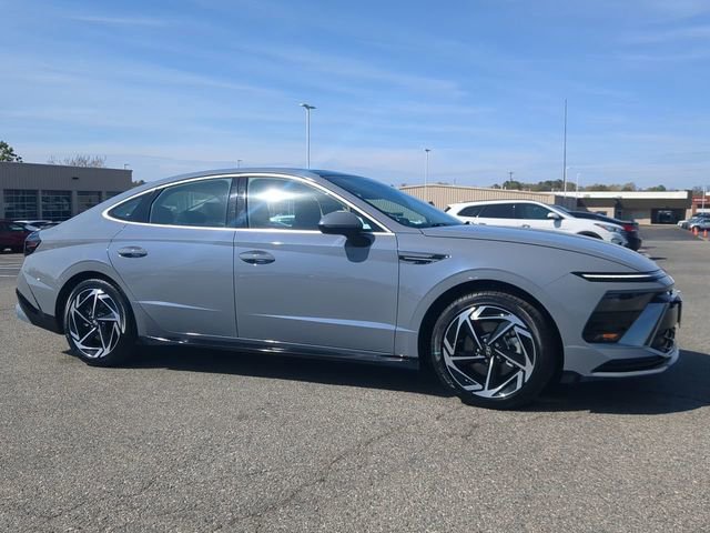 Used 2024 Hyundai Sonata SEL w/ Convenience Package