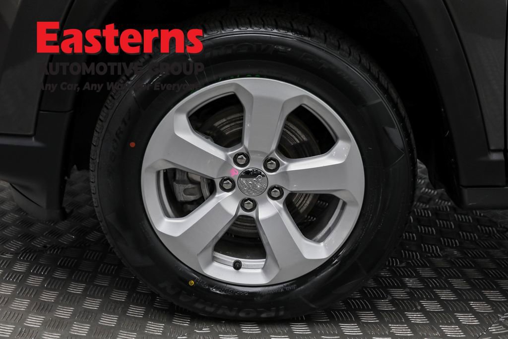 Used 2021 Jeep Compass Latitude w/ Driver Assistance Group image 31